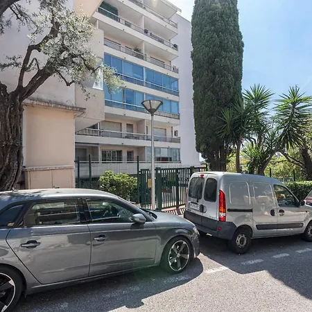 Lejlighed Martelly Furnished Flat *
